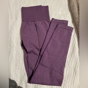 NVGTN Purple High-Waisted Leggings for Active Comfort